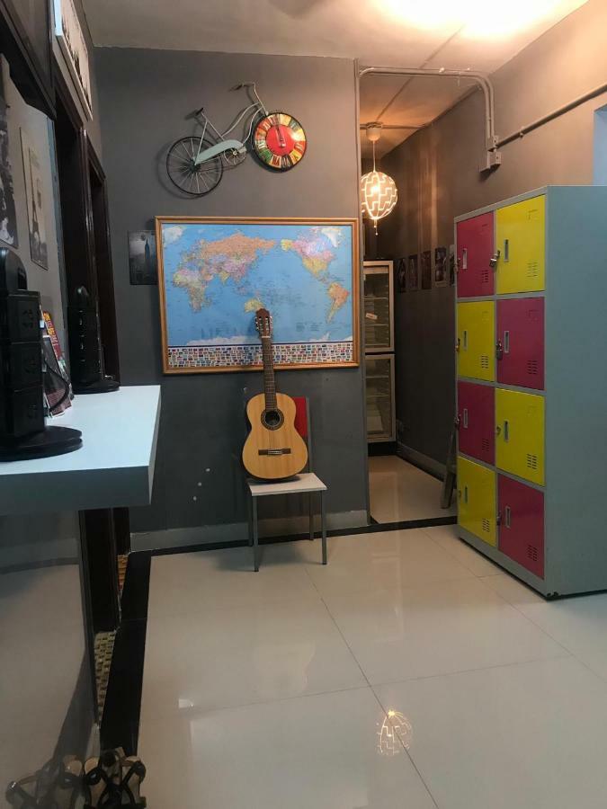 Cool Budget Hostel Гонконг Екстер'єр фото